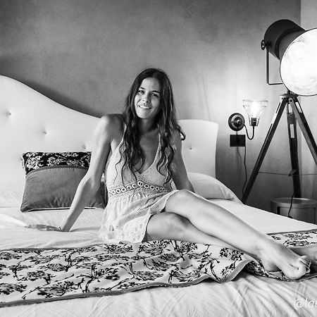Luvia Rooms Spa 고네사 외부 사진