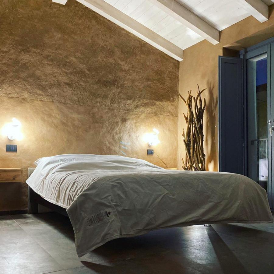 Luvia Rooms Spa 고네사 외부 사진