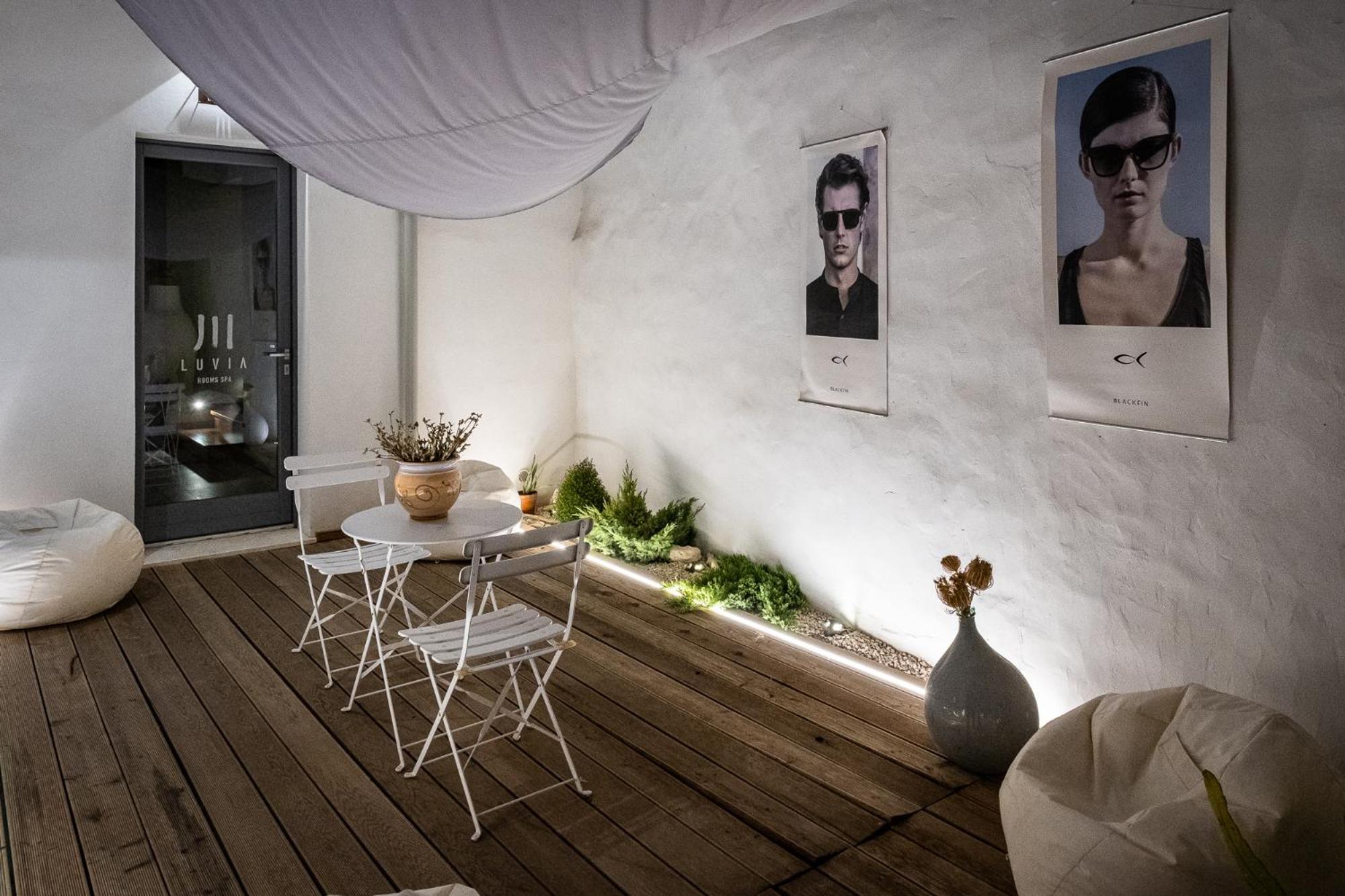 Luvia Rooms Spa 고네사 외부 사진