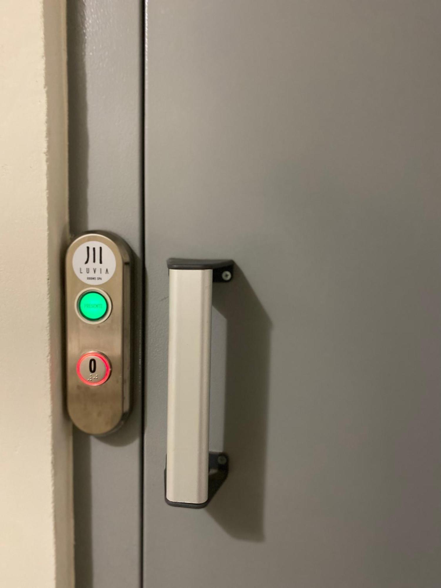 Luvia Rooms Spa 고네사 외부 사진
